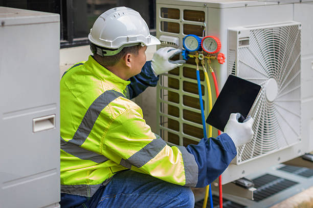Professional Hvac technician working in Roosevelt, NJ